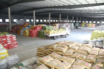 市供銷(xiāo)社系統(tǒng)積極籌集農(nóng)資 保障春耕生產(chǎn)與農(nóng)作物種子經(jīng)營(yíng)